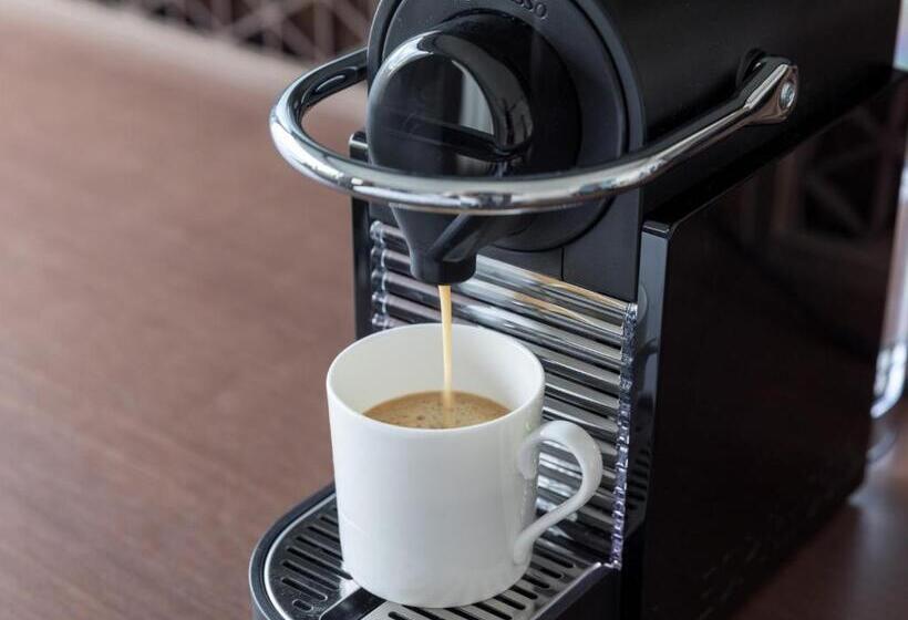 סוויטה נוף לגינה, Solaria Nishitetsu Hotel Kyoto Premier