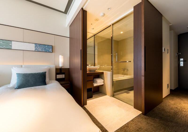 Номер Стандарт, Solaria Nishitetsu Hotel Kyoto Premier