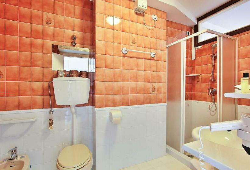 Apartamento 2 Dormitórios, Aparthotel Ponza