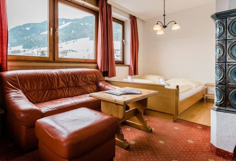 Номер Стандарт Трехместный, Pinzgauerhof Ski & Bike   Inclusive Evening Dinner