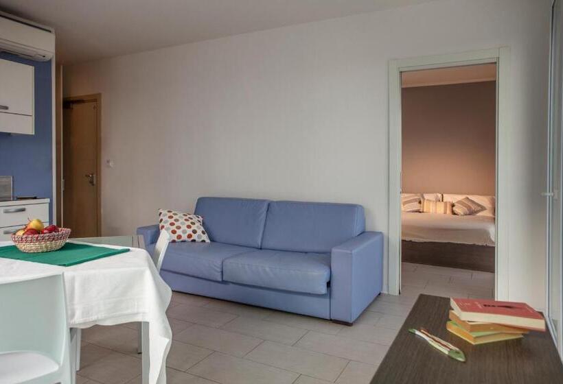 １ベッドルームペントハウスアパート, Residence Sunrise Cesenatico