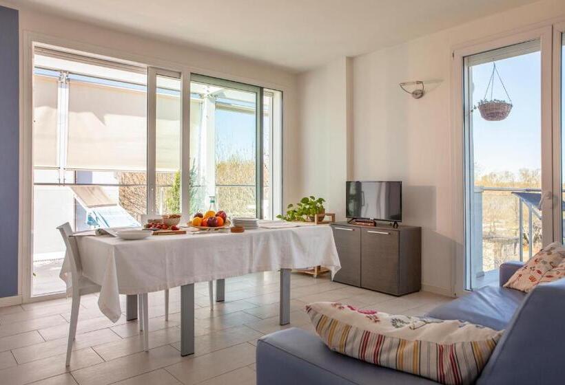 ペントハウス２ベッドルームアパート, Residence Sunrise Cesenatico