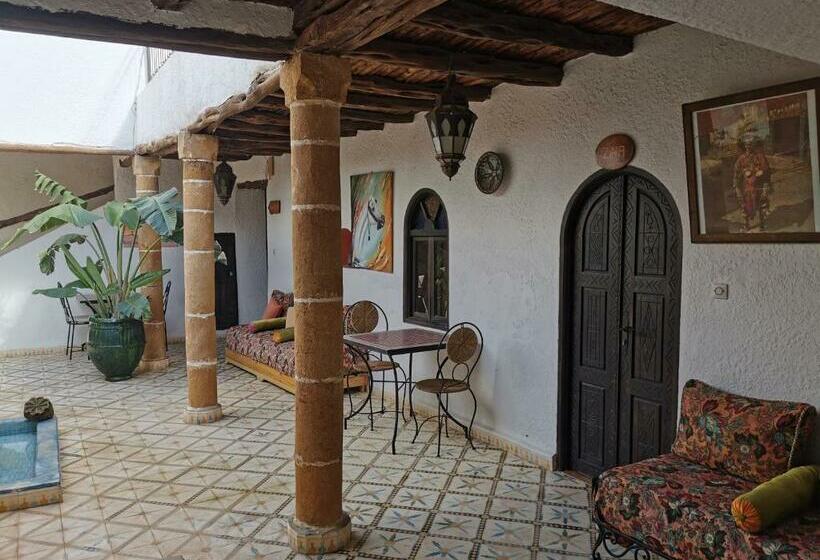 Номер Стандарт, Riad Eucalyptus