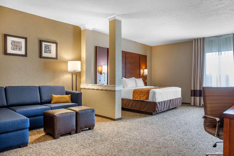اتاق سوپریور با چشم‌انداز دریا, Park Inn By Radisson Libreville