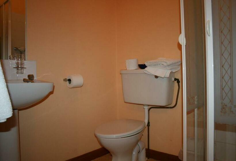 غرفة قياسية, Valley Lodge Room Only Guest House