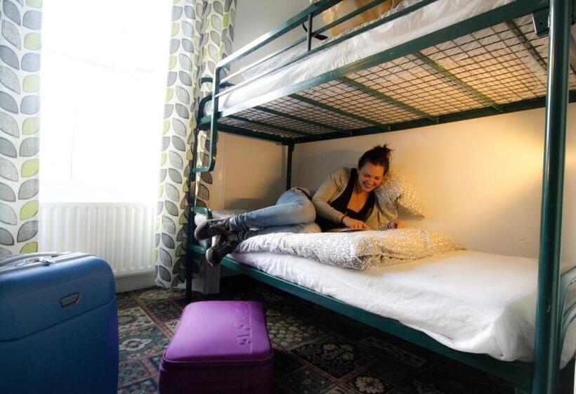 Номер Стандарт Совместная Ванная, Cashel Holiday Hostel