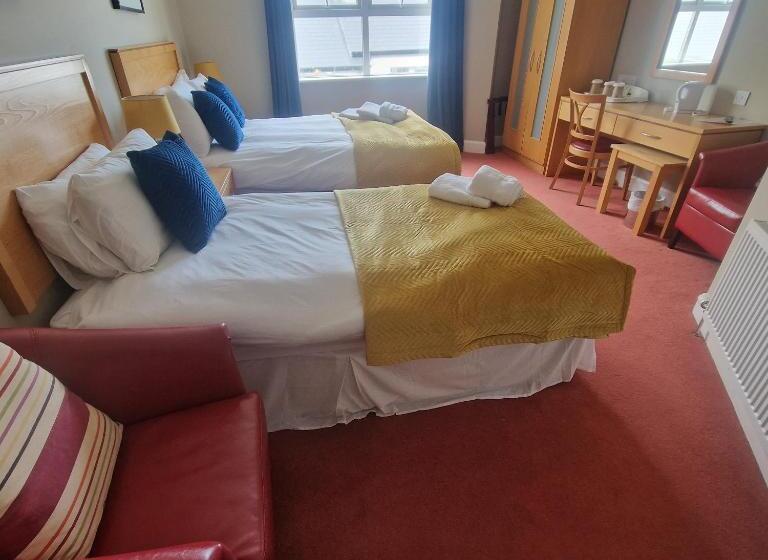 스탠다드 트리플 룸, West View Accomodation