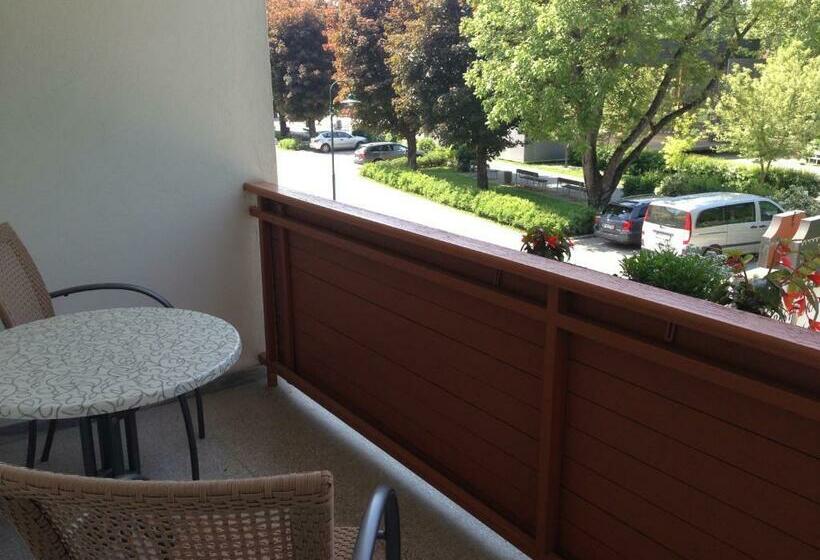 バルコニー付きスタンダードルーム, Zum Kastell