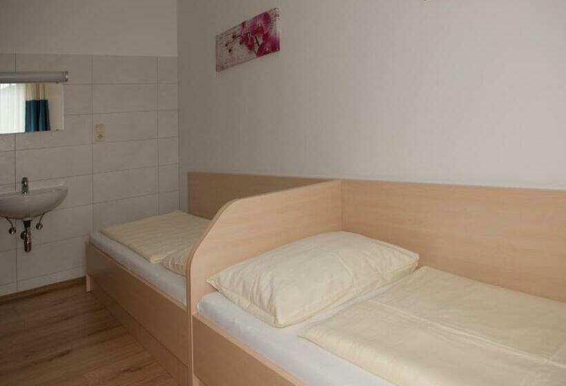 Номер Стандарт, Jugend  Und Familiengästehaus Heiligenblut