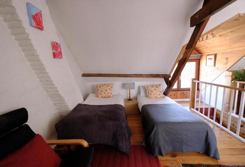 Четырехместный Номер Стандарт, Collier S B&b