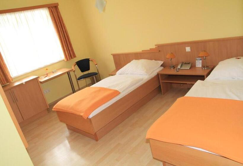 Номер Стандарт, Highway   Bed & Breakfast