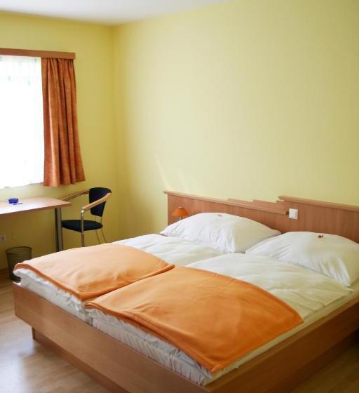 Номер Стандарт Трехместный, Highway   Bed & Breakfast