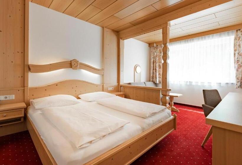Номер Стандарт Вид на Горы, Alp Larain B&b