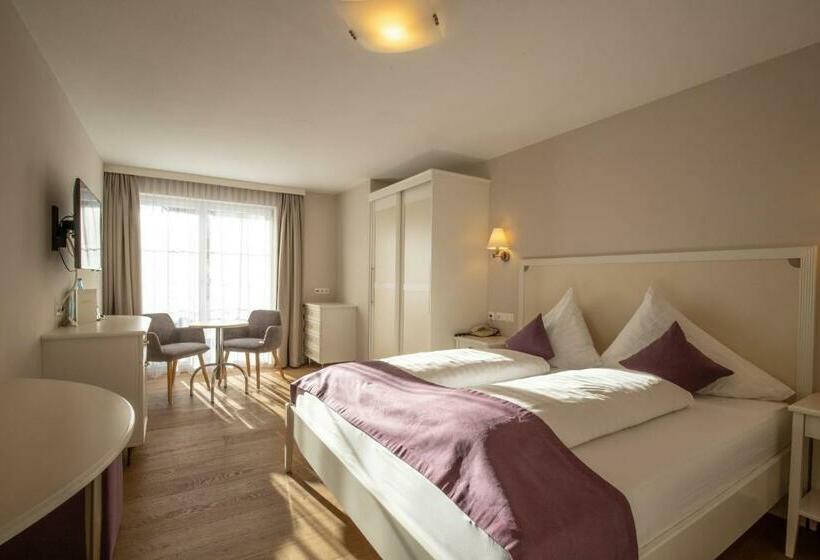 Quarto Deluxe com Sacada, The Hotel   Himmlisch Wohlfühlen
