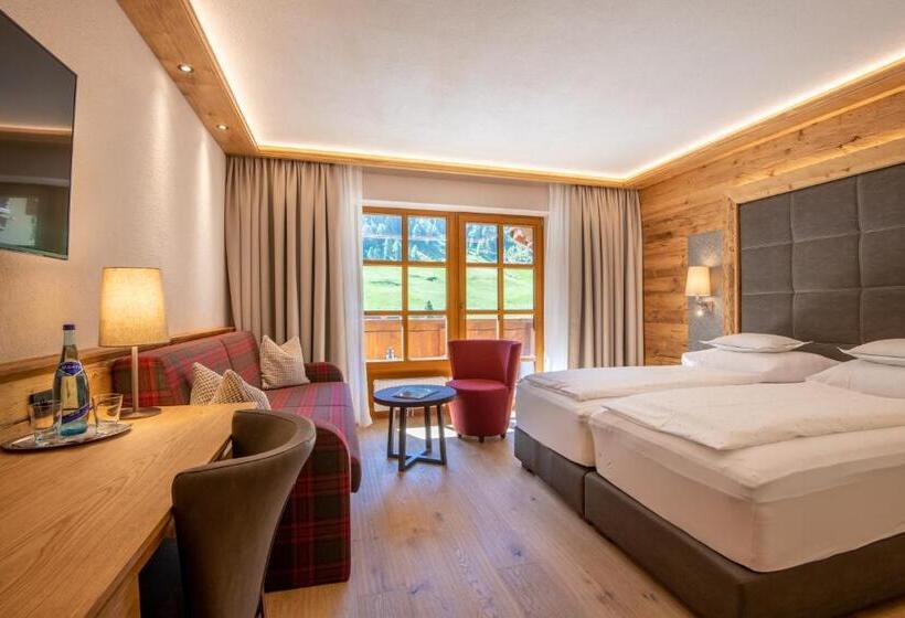 Номер Deluxe с Балконом, Natur &alpinhotel Post
