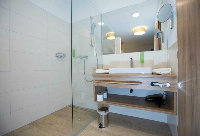 Апартаменты 1 Спальня, Regitnig   4 Sterne Hotel Und Chalets