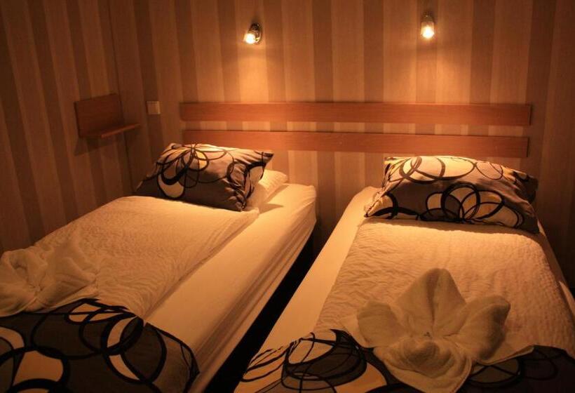 اتاق استاندارد با چشم‌انداز, Hótel Skógafoss By Ej Hotels
