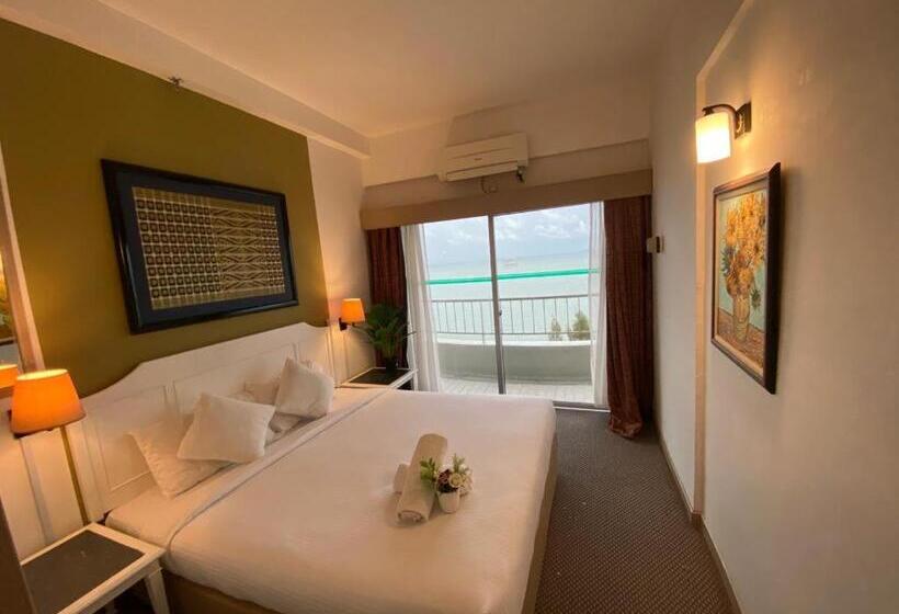 Deluxe Suite Sea View, Seaview Deluxe@rainbow Paradise Tg Bungah 4 6pax