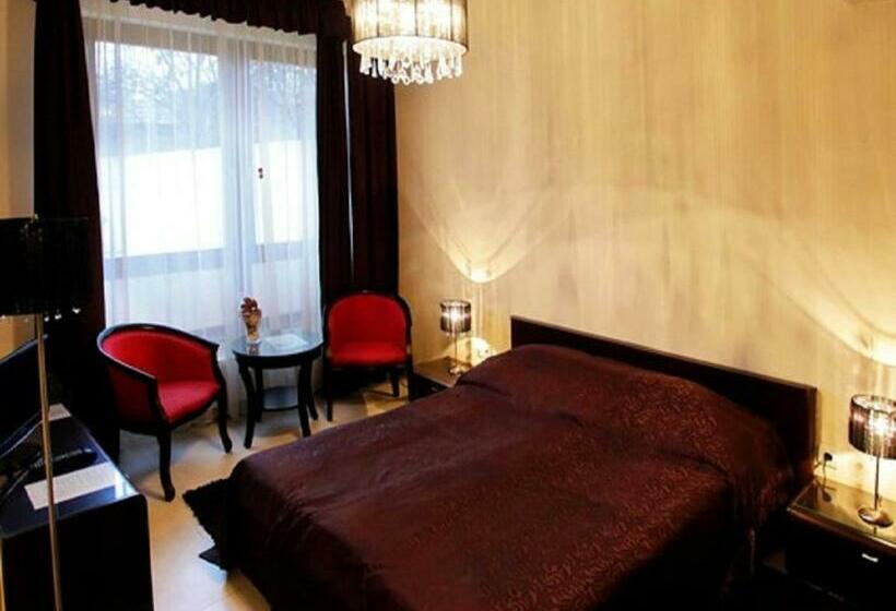 Номер Стандарт, Brill Hotel Békéscsaba