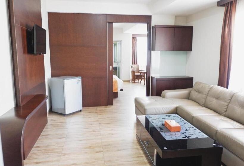 سوئیت با بالکن, Hans Inn Batam