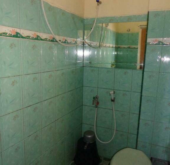 اتاق استاندارد, Musafir Inn