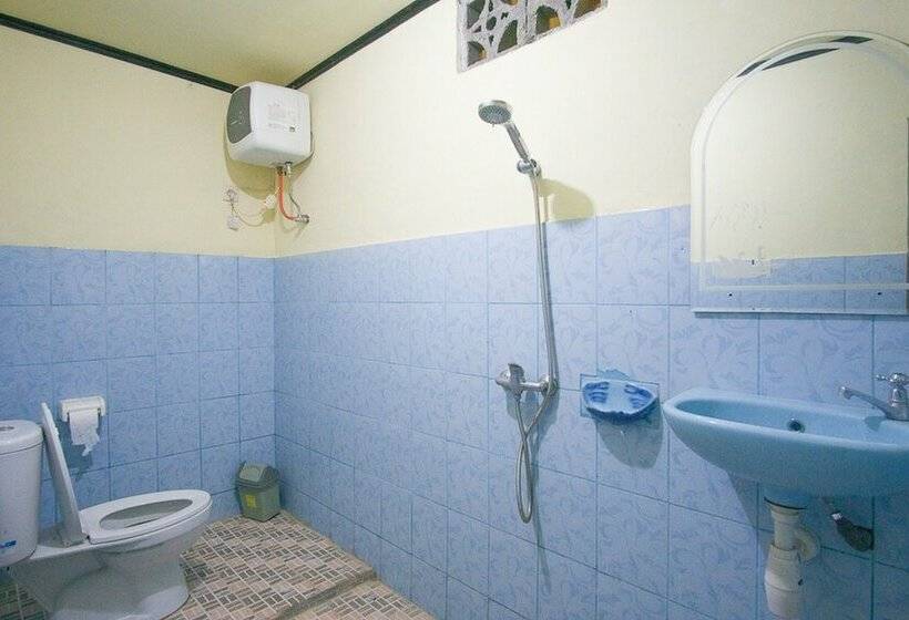 Номер Стандарт, Reddoorz @ Mawun Street Kuta