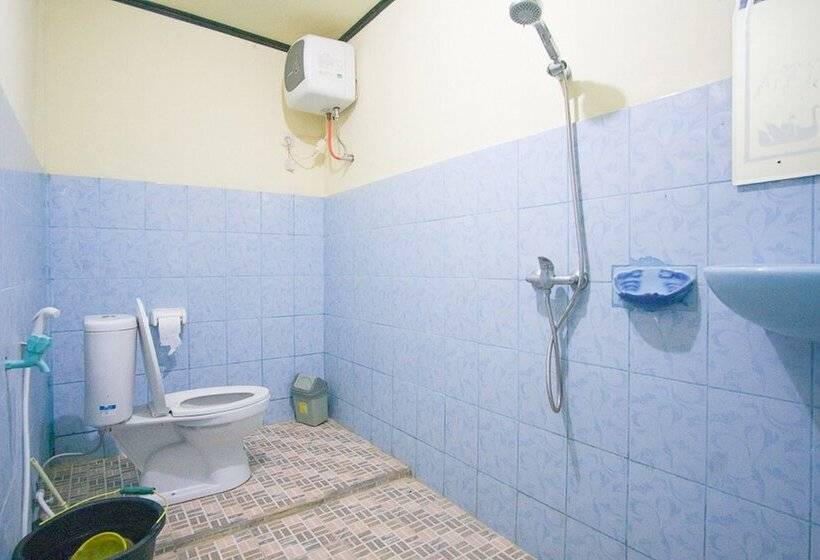 Номер Стандарт, Reddoorz @ Mawun Street Kuta