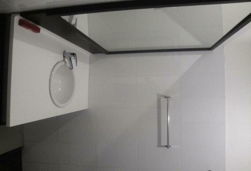 اتاق لوکس, Jazz Hotel Palu