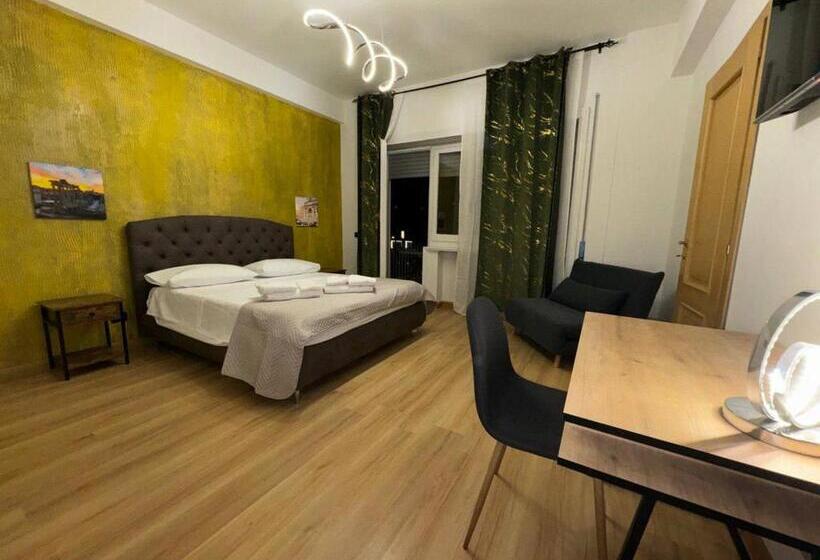 חדר קומפורט לשלושה, Il Pontefice Luxury