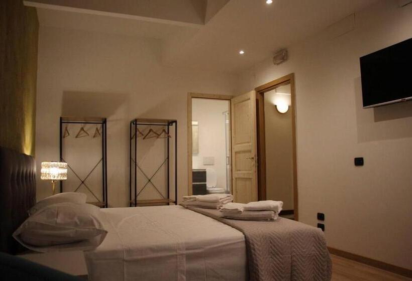 חדר דלוקס לשלושה, Il Pontefice Luxury