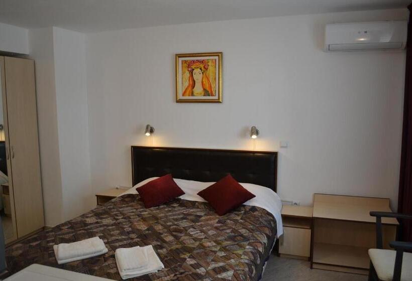 Triple Room Sea View, Family Hotel Magnolia