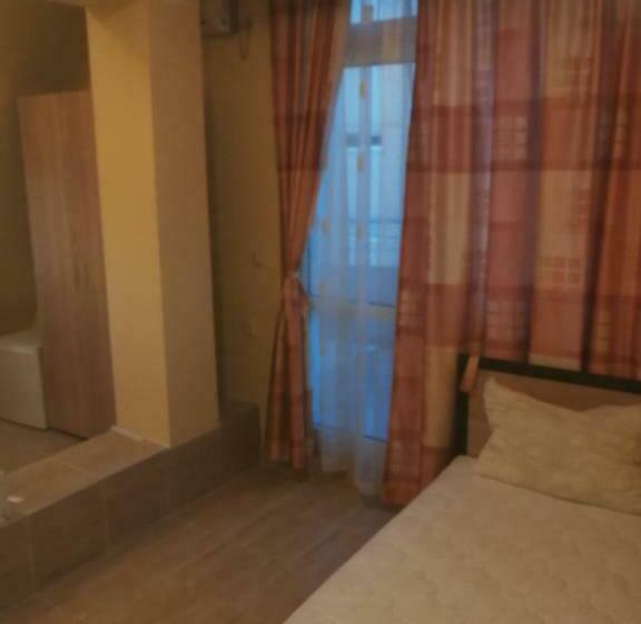 Номер Стандарт с Балконом, Femili Hotel Diveda