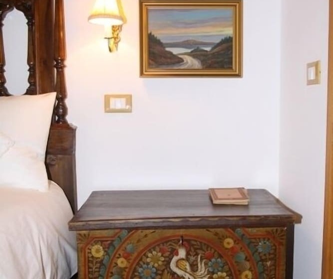 اتاق استاندارد سه نفره, B&b Il Marchese Del Grillo
