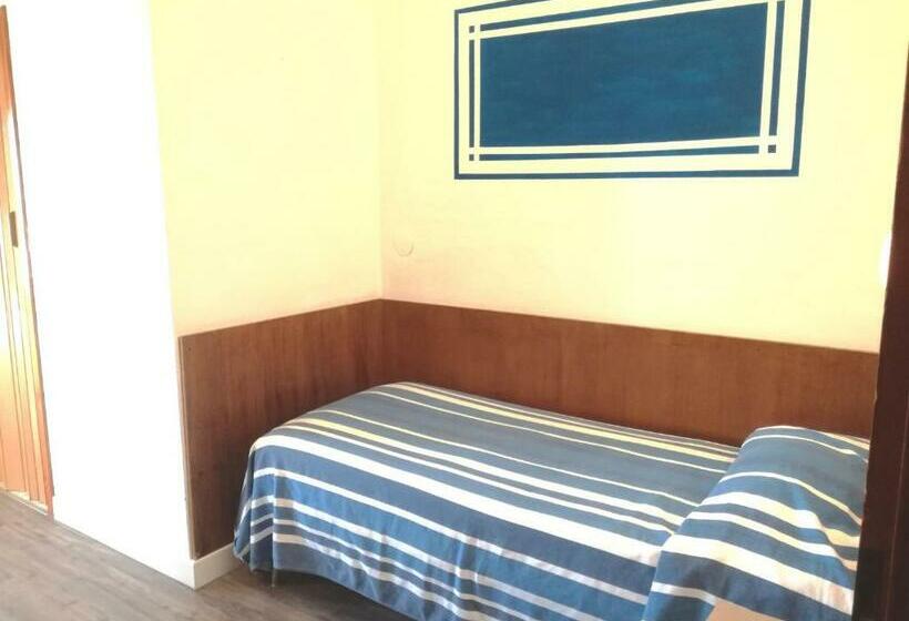 Quarto Estandar Individual, Prati