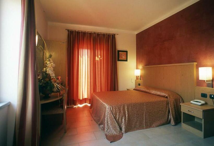 اتاق استاندارد, Tenda Rossa