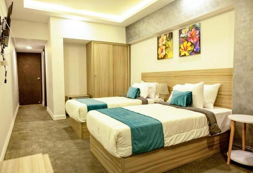 اتاق سوپریور سه تخته, Mar Charbel Hotel Cairo