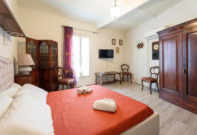 Семейный Номер, Locanda San Felice