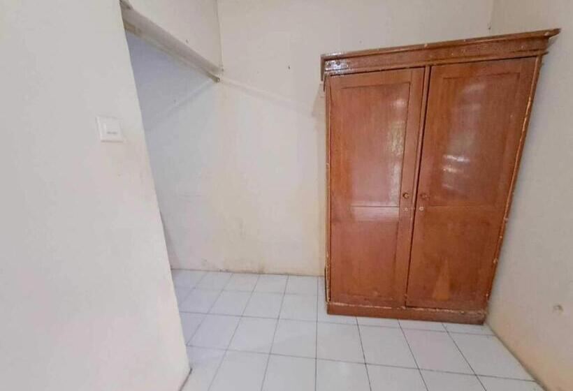 Номер Economy, Spot On 93840 Guest House Amanda Syariah