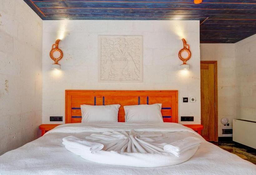 Номер Стандарт, Motif Art Cappadocia