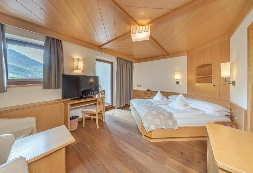 Standard Room, Alpin & Vital Hotel La Perla