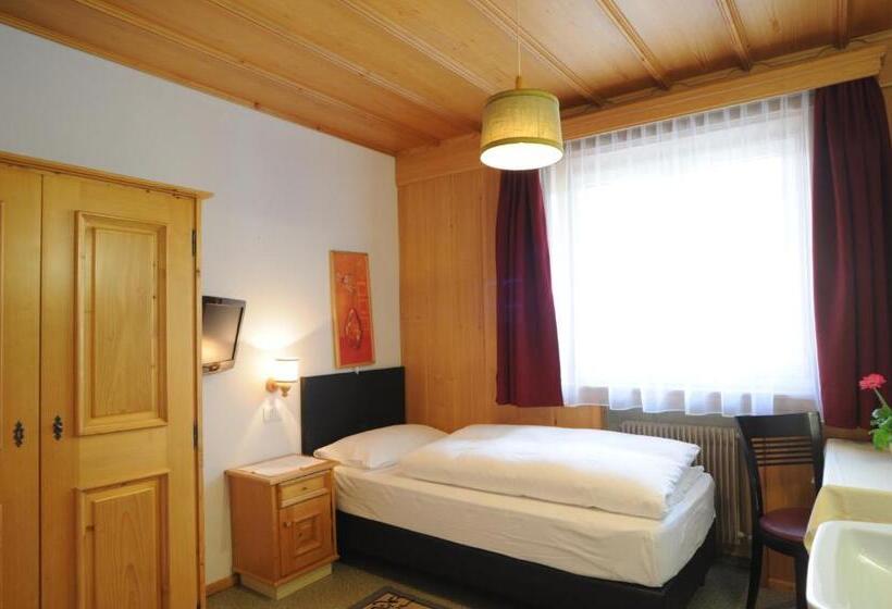 Номер Basic, B&b Hotel Heidi