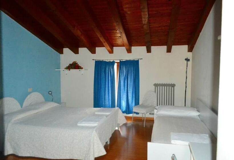 اتاق استاندارد سه نفره, Al Caminetto