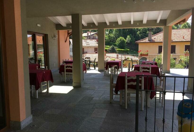 חדר סטנדרט לשלושה, Albergo Breglia