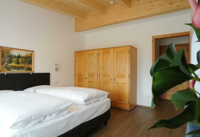 Номер Стандарт с Балконом, B&b Hotel Heidi