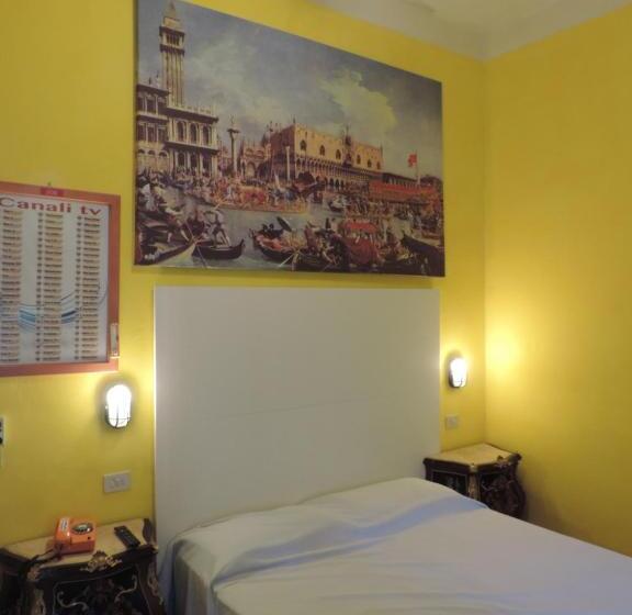 Habitación Estándar, Biagiotti