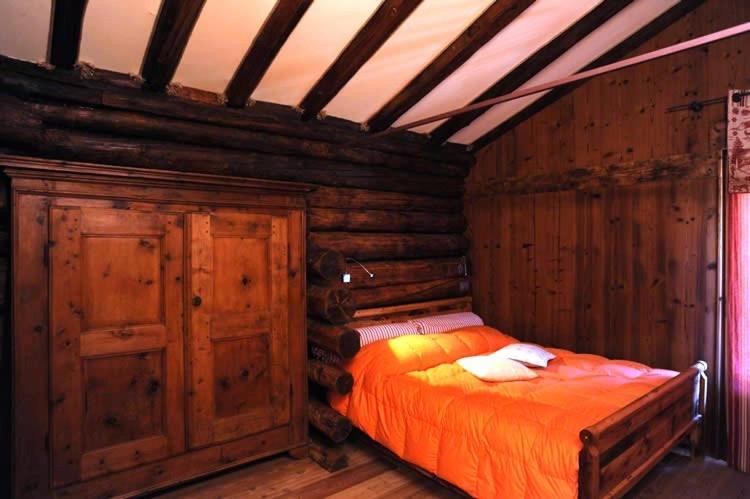 Quarto Estandar, Stadel Soussun