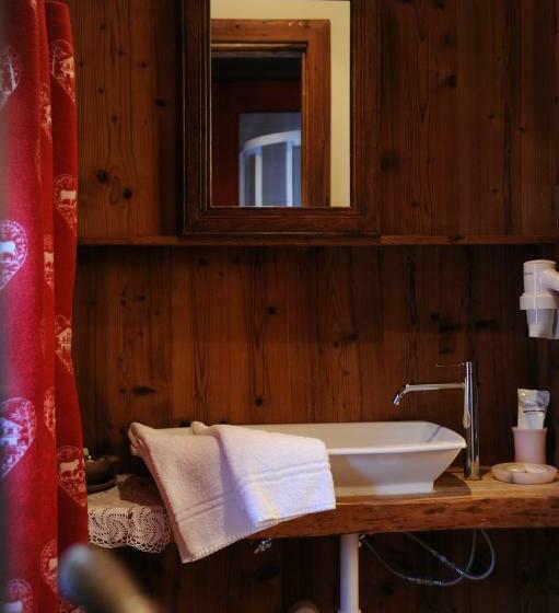 Quarto Estandar, Stadel Soussun