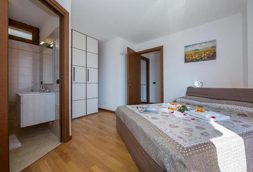 דירה בת חדר שינה 1 עם מרפסת, Residence Borgo La Sorgente