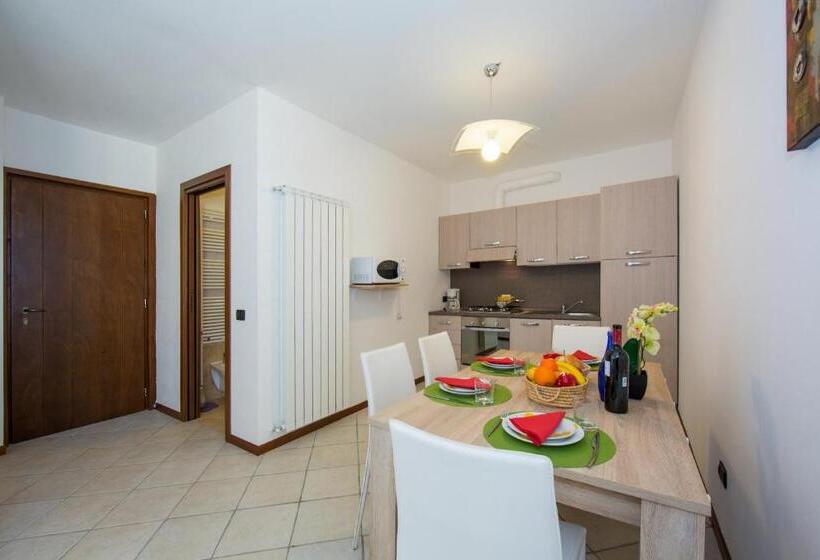 Апартаменты 1 Спальня с Балконом, Residence Borgo La Sorgente