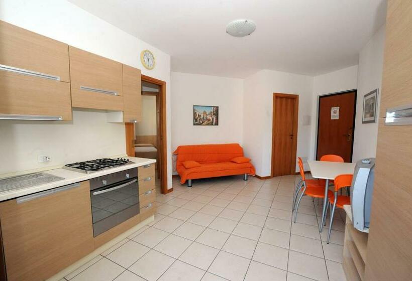 آپارتمان 2 خوابه, Residence Sole Del Conero